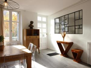 Maisons de vacances Maison Confortable a La Bourboule, 130m², Jardin, Proche Centre et Thermes - FR-1-608-237 : photos des chambres