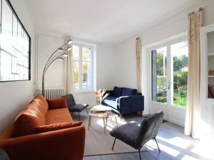 Maisons de vacances Maison Confortable a La Bourboule, 130m², Jardin, Proche Centre et Thermes - FR-1-608-237 : photos des chambres