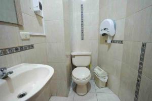 A 3 Cdras del Centro histórico, Amplio y en Piso 2