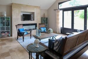 Maisons de vacances Magnificent Guest House on the bank of the Dordogne river : photos des chambres