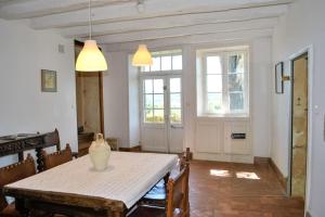 Maisons de vacances House with garden and view ideal location in Limeuil for 6 people : photos des chambres