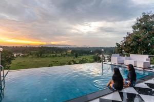 obrázek - StayVista's Vine & Splash - Riverside villa with an infinity pool and Terrace