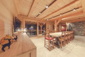 Chalets Chalet La Rocca : photos des chambres