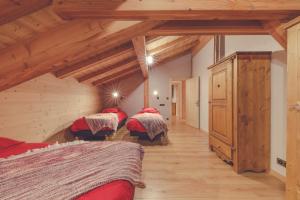 Chalets Chalet La Rocca : photos des chambres