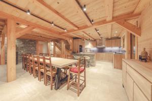 Chalets Chalet La Rocca : photos des chambres