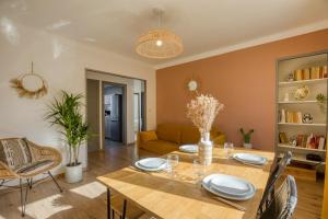 Le Boheme - MyCosyApart, Netflix