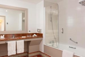 Hotels Hotel Barriere le Grand Hotel Enghien-les-Bains : photos des chambres