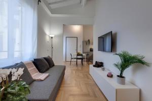 Guya Apartment by Mamo Florence