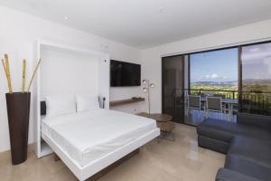 Roble Sabana 202 Luxury Apartment - Reserva Conchal