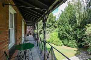 Flat 2, 158 Abingdon Road