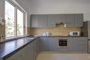 St Julians Unique 3-bedroom Apartments Sleeps 9-10