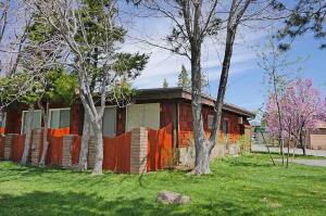 Ala Wai BoulevardApartment 23