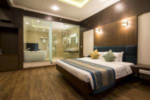 Shenbaga Hotel And Convention Centre