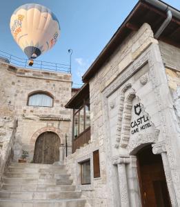 Castle Cave Hotel