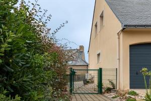 Maisons de vacances Invitation aux doux souvenirs bretons - La Rose des Vents : photos des chambres