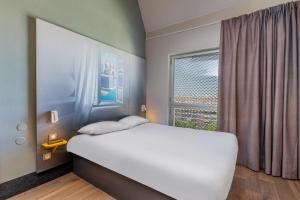 Hotels B&B HOTEL Marseille Euromed : photos des chambres