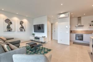 Jardines - Tisaya 21 POOL VIEW 1B