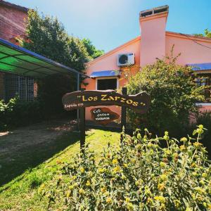 Los Zarzos