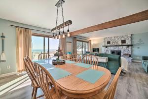 Cozy Oscoda Cottage Fire Pit and Private Beach