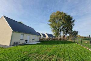 Maisons de vacances Spacious modern house near the Golf of Ardree : photos des chambres