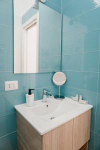 Brombeis Aurea by CasaNapoletana - Town Center