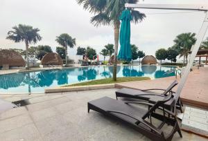 Almas Suites Ruang Galaksi Netflix oleh STAY