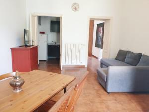 APARTMENT INN