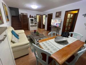 Abades Beach houses by Apartamentos Estrella del Norte - 3hvězdičkové hotely ve městě Abades