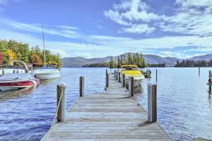 Lakefront Adirondacks Home Fish, Hike, Ski!