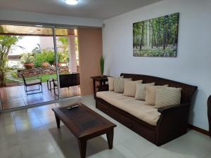 ¡Hermoso Apartamento en Loma Real!