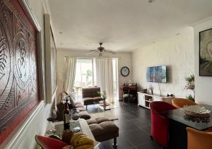 Lovely house with private beach