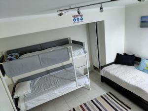 Friends Apartment Syngrou