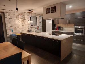 Le Reposoir Maison spacieuse avec feu au bois