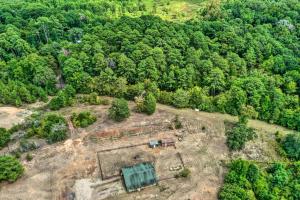 Modern Kilgore Home with Yard about 14 Mi to Lake!