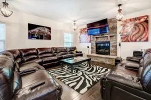 Game Room and Gym Downtown DC Home! - 坦普希尔斯