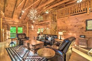 Serene Lewisburg Lakefront Retreat with Dock