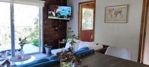 Acogedora cabaña en el bosque, acceso vehiculos 4x4