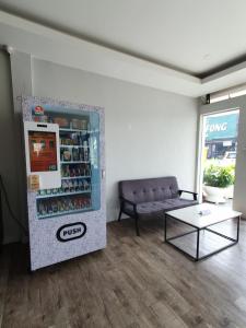 See Foo Hotel