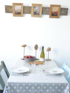 Appartements Paris-Sete T2 au coeur de Sete : photos des chambres