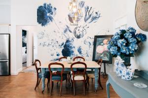 One Bedroom Cottage with Shared Pool