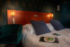 Hotels Logis Hotel Restaurant La Breche : photos des chambres