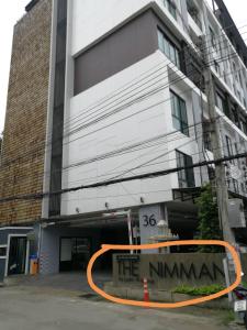 Cozy, Great location at heart of Nimman Rd.