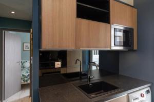 Artistic apt in vibrant Gazi with large terrace by GHH