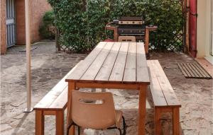 Cozy Home In St-Quentin-La-Poterie