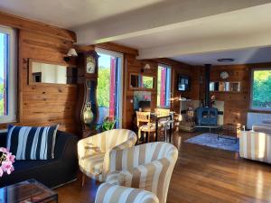 Appartement spacieux avec vue sur les montagnes à Mont-Saxonnex