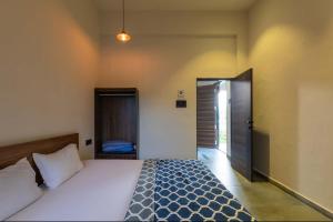 Two Villa by StayVista with Infinity Pool, Farm & Mountain Views, Modern Interiors