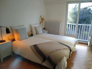 Superb Apt- Garden- 3 parkings, near Petite Venise !