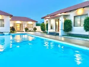 MALLI resort - Perundurai