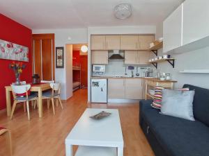 ESTUDIO SUPERIOR SERRANEU