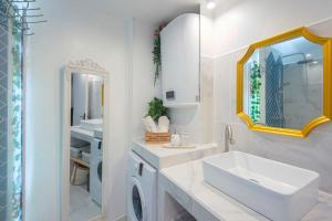 Au pied de Notre Dame de la Garde